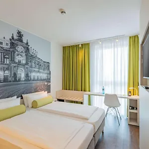 Szálloda Super 8 By Wyndham